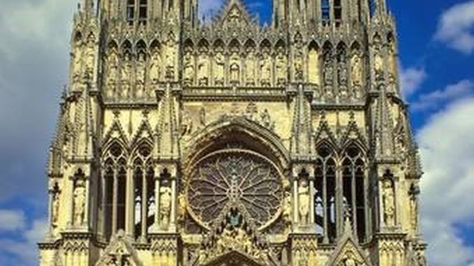 Kathedrale-Notre-Dame-in-Reims